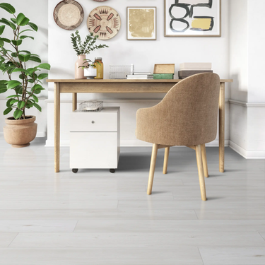 Saltwater Oak Legends Extra Wide Click (Angle-Angle) – Sold Per Box (22.44 Sq. Ft.)