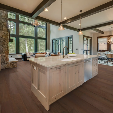 Old Mission Umber Santa Cruz Extra Wide Click w/ Pad (Angle-Angle) – Sold Per Box (28.13 Sq. Ft.)